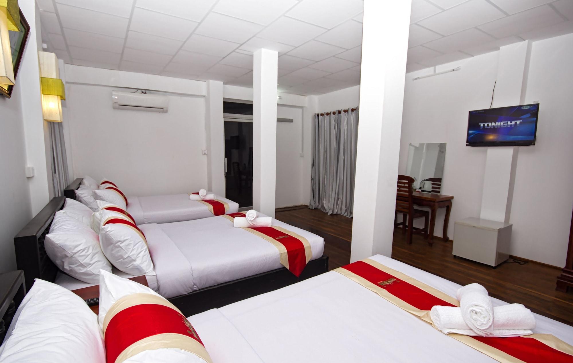 The Unique Angkor Villa Siem Reap Bagian luar foto