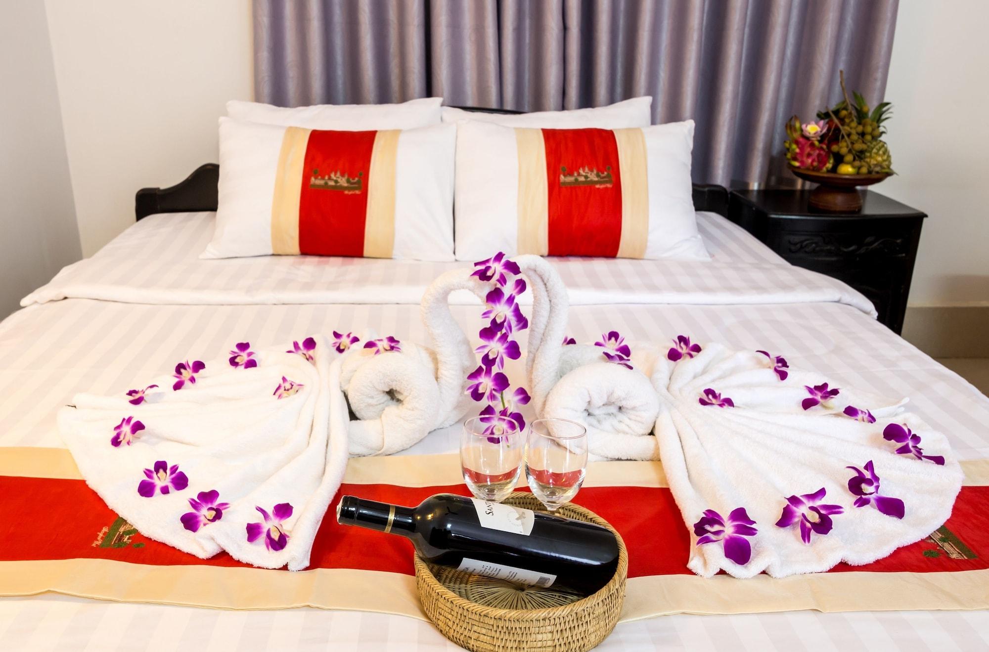 The Unique Angkor Villa Siem Reap Bagian luar foto
