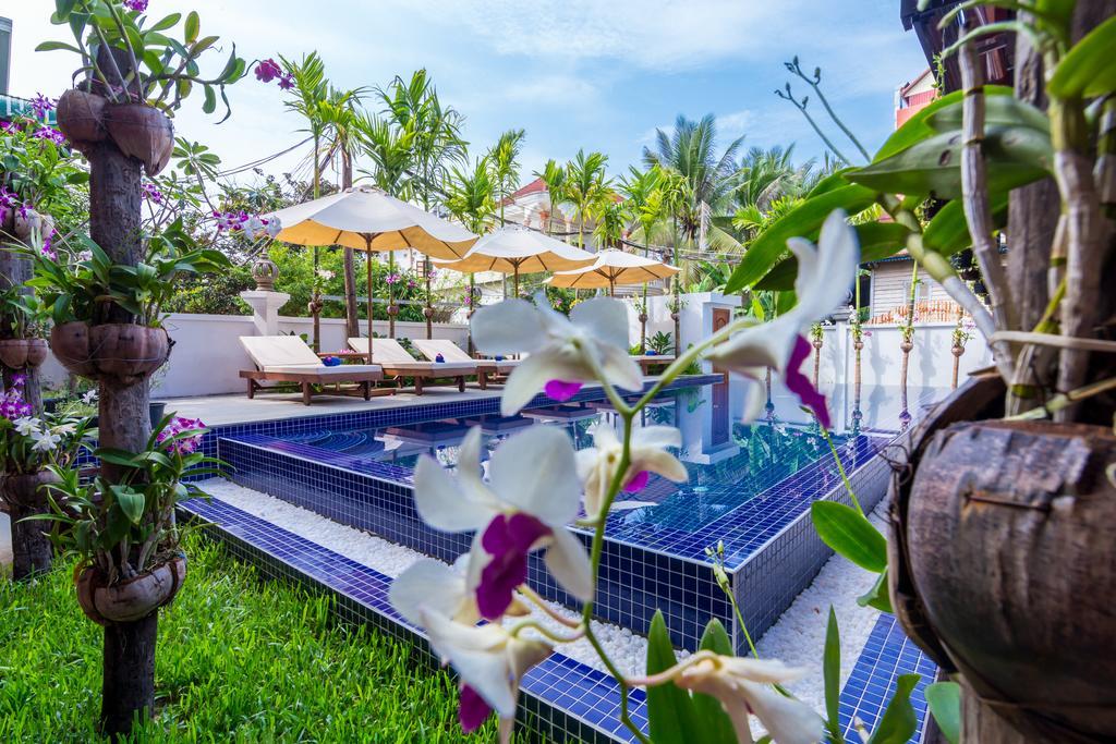 The Unique Angkor Villa Siem Reap Bagian luar foto