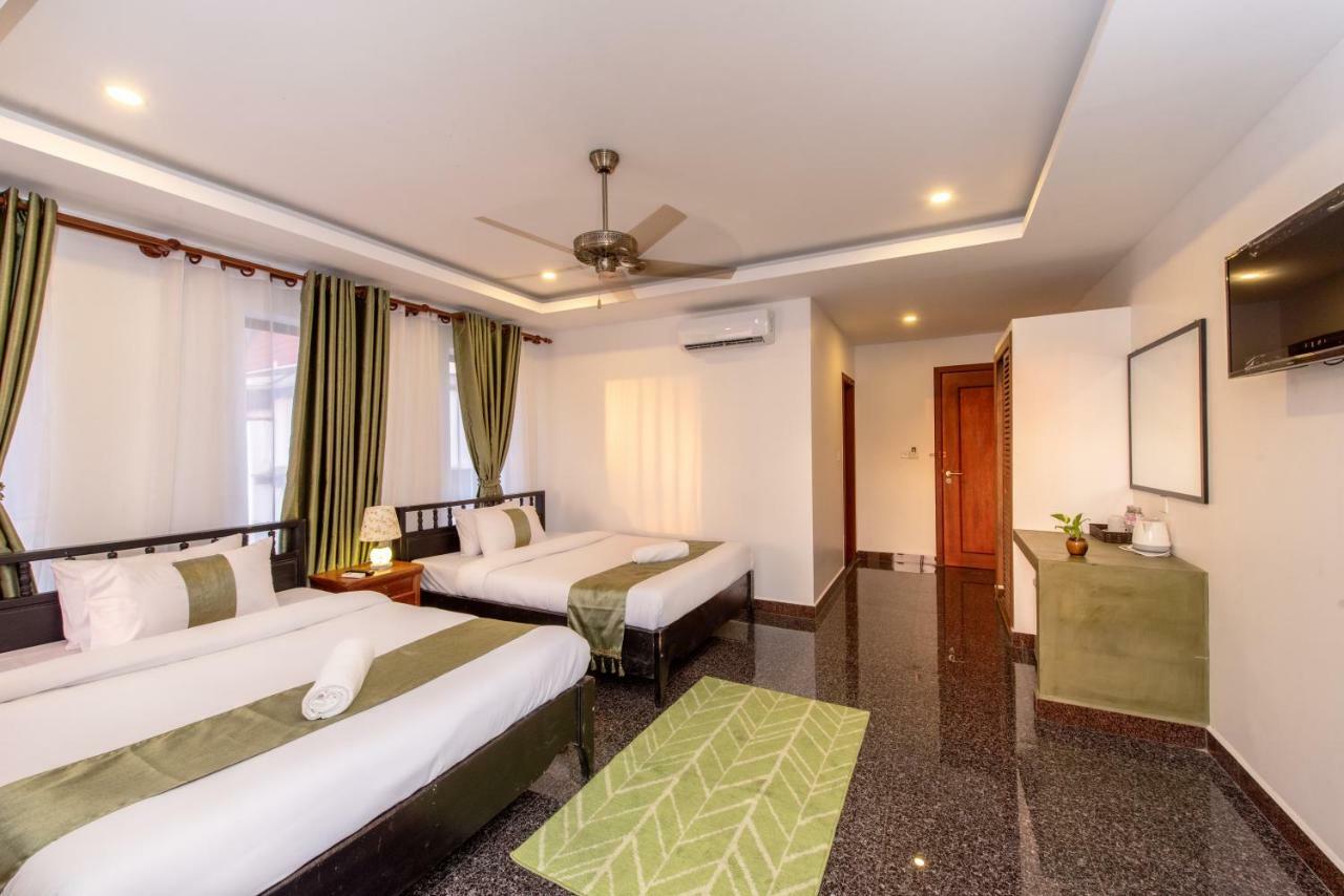 The Unique Angkor Villa Siem Reap Bagian luar foto